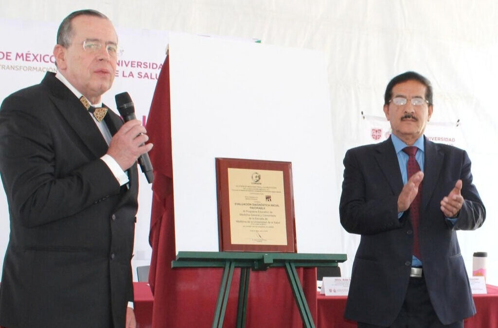 COMAEM entrega constancia de Evaluación Diagnóstica Inicial Favorable al programa de Medicina General y Comunitaria de la Universidad de la Salud